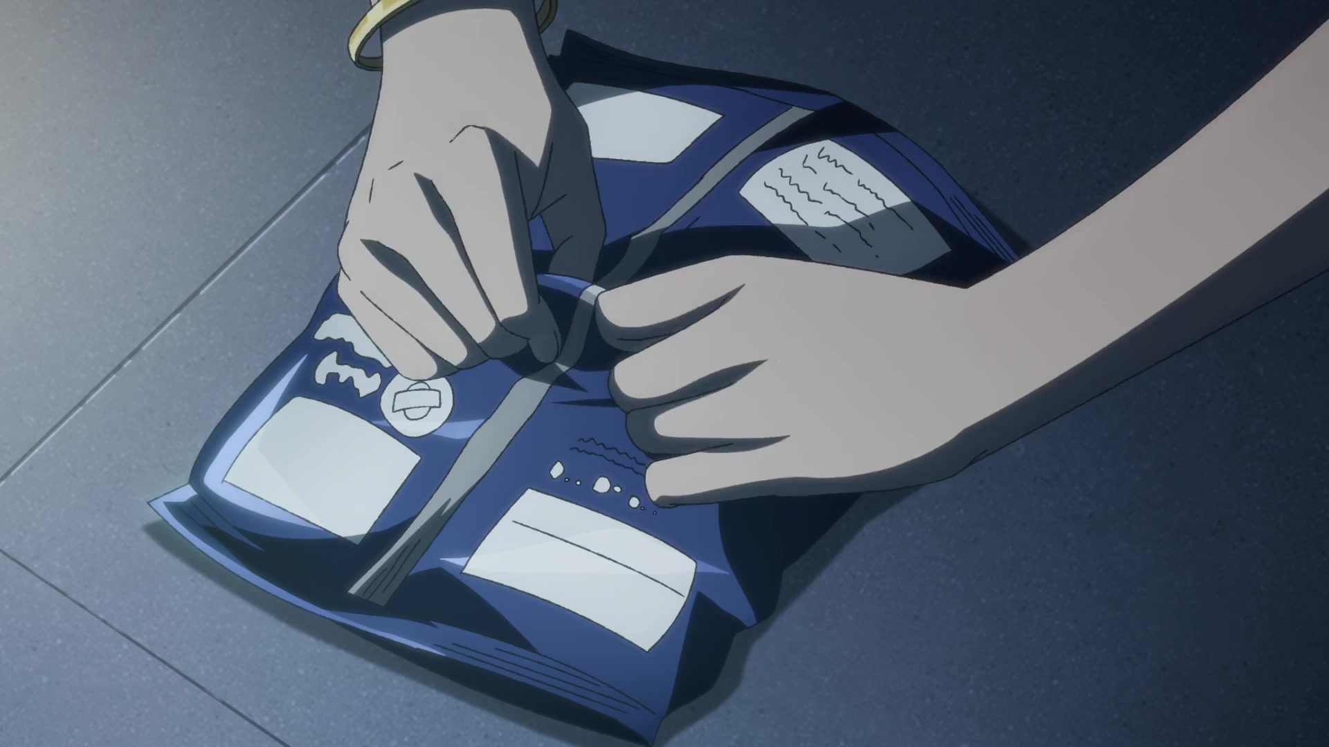 [Tsukyio Editing Resources] Zom 100 - Ep 4 - 248.mp4